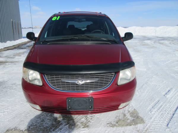 2001 CHRYSLER TOWN & COUNTRY ROLLX HANDICAP VAN - - by for sale in RANDOLPH, MN – photo 2