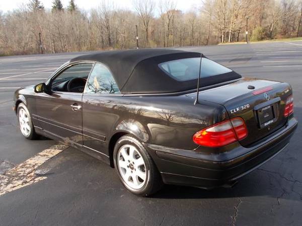 2000 Mercedes-Benz CLK-Class 2dr Cabriolet 3.2L - cars & trucks - by... for sale in Cohoes, CT – photo 4