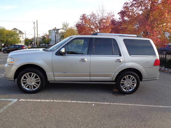 2007 LINCOLN NAVIGATOR - cars & trucks - by owner - vehicle... for sale in New Brunswick, NJ – photo 3
