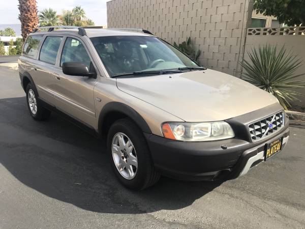 2005 VOLVO XC70 Wagon - cars & trucks - by owner - vehicle... for sale in Palm Desert , CA – photo 2