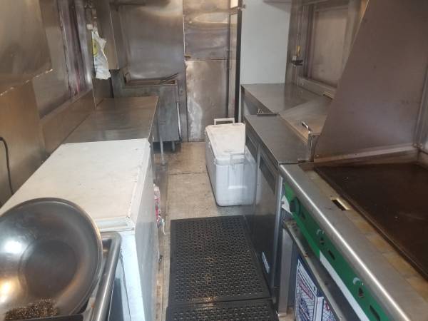 NYC food truck for sale with full permit, Will sell for best offer for sale in Brooklyn, NY – photo 6