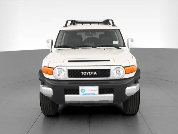 2013 Toyota FJ Cruiser Sport Utility 2D suv White - FINANCE ONLINE -... for sale in Knoxville, TN – photo 17