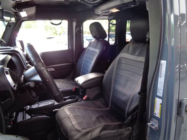 2015 Jeep Wrangler Unlimited Rubicon - - by dealer for sale in Hilo, HI – photo 20