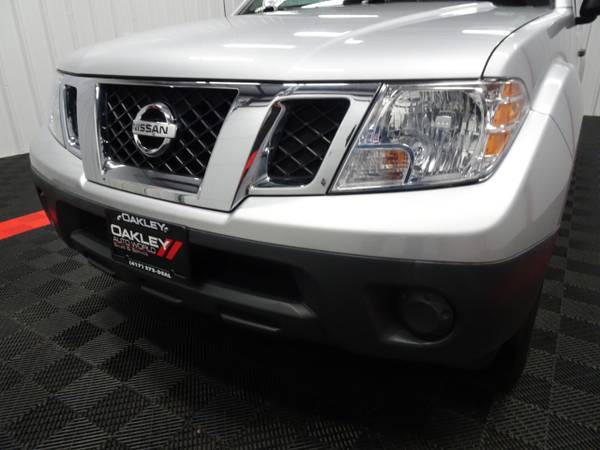 2018 Nissan Frontier King Cab pickup Silver - - by for sale in Branson West, MO – photo 9