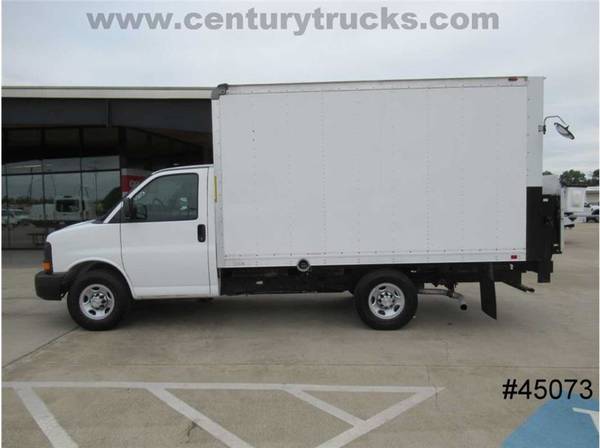 2016 Chevrolet 3500 Express Cube Van White BUY IT TODAY - cars & for sale in Grand Prairie, TX – photo 3