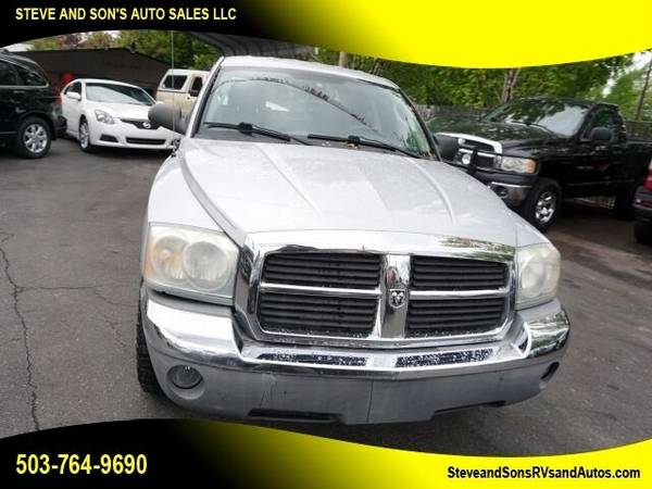 2005 Dodge Dakota SLT 4dr Quad Cab 4WD SB - - by for sale in Happy valley, OR – photo 2