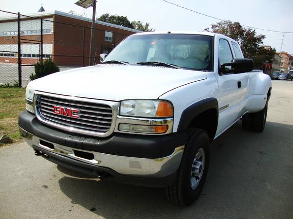 GMC Sierra 2500HD Gas Dully Truck - cars & trucks - by owner -... for sale in Passaic, NJ – photo 3