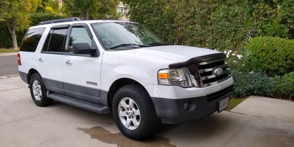 2007 Ford Expedition XLT - cars & trucks - by owner - vehicle... for sale in Woodland Hills, CA – photo 2