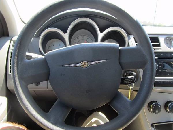 2008 Chrysler Sebring Touring - - by dealer - vehicle for sale in Sullivan, MO – photo 16