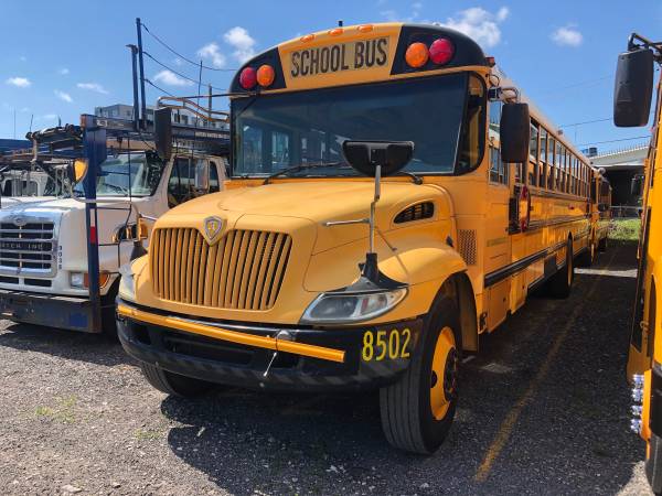 2006 International SCHOOL BUS / 77 passenger capacity/air conditioning for sale in Miami, FL – photo 2