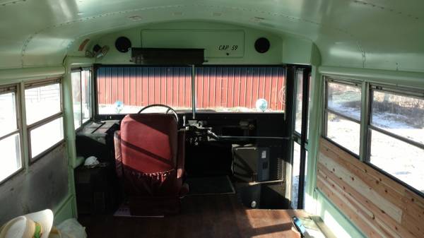 1982 International Thomas bus RV Camper conversion (PRICE REDUCED) -... for sale in Nickerson, NE – photo 9