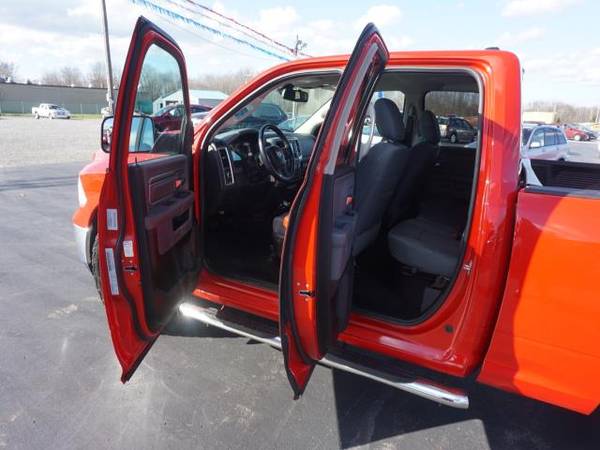 2015 RAM 1500 4WD Quad Cab 140.5 Big Horn - cars & trucks - by... for sale in Greenville, OH – photo 13