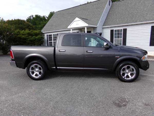 LOW LOW MILES!! 2015 RAM 1500 Laramie 4X4 for sale in Hayes, District Of Columbia – photo 14