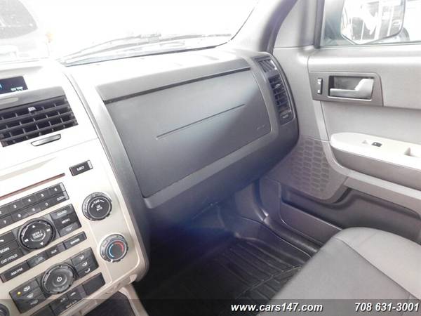 2011 Ford Escape XLT - cars & trucks - by dealer - vehicle... for sale in Midlothian, IL – photo 18
