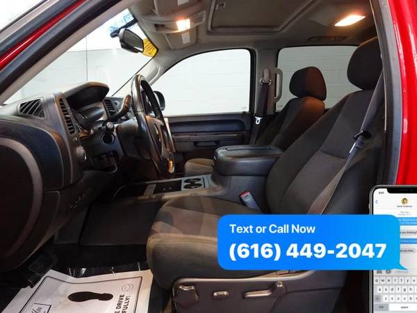 2013 Chevrolet Chevy Silverado 1500 4WD Crew Cab 143.5 LT - We for sale in Wyoming , MI – photo 2