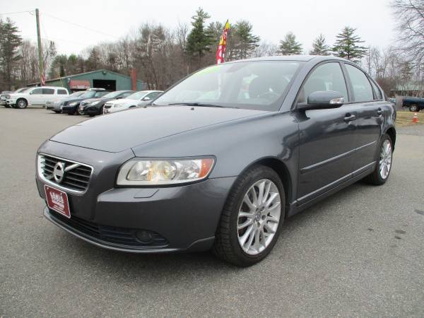2011 Volvo S40 T5 Heated Leather Low Miles Sedan for sale in Brentwood, ME – photo 7