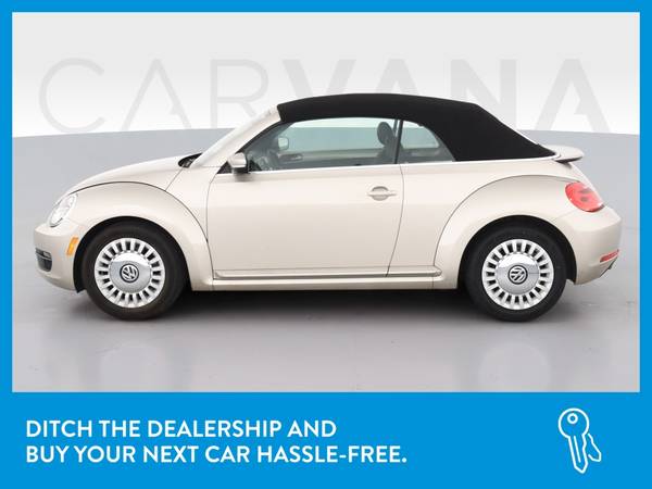 2013 VW Volkswagen Beetle 2 5L Convertible 2D Convertible Beige for sale in Chatham, IL – photo 4