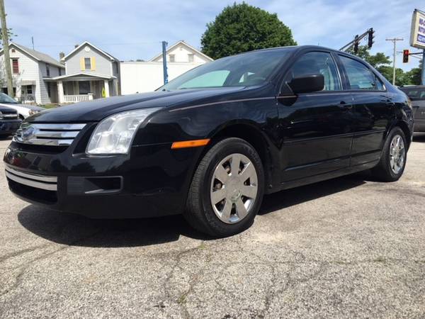 2007 Ford Fusion S Sedan 4D for sale in Fort Wayne, IN – photo 3