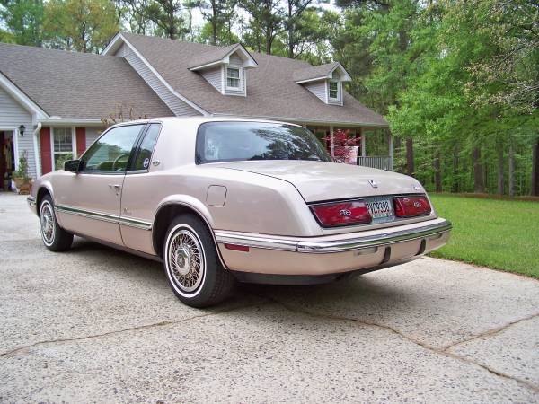 1991 Buick Riviera! Low Miles! By owner! for sale in Fayetteville, GA – photo 3