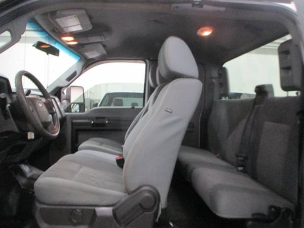 2014 Ford Super Duty F-250 XL 4WD Ext Cab Long Bed V8 Gas F250 for sale in Highland Park, IL – photo 7