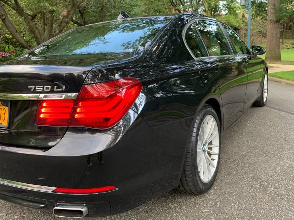 2014 BMW 750li X-Drive - cars & trucks - by owner - vehicle... for sale in Jericho, NY – photo 6