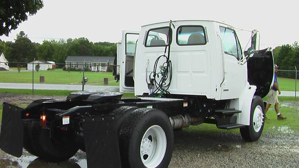 2009 Sterling truck - - by dealer - vehicle automotive for sale in Roanoke Rapids, NC – photo 3
