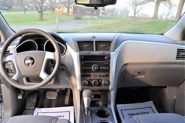 2011 Chevrolet Traverse LS - cars & trucks - by dealer - vehicle... for sale in Carrollton, OH – photo 14