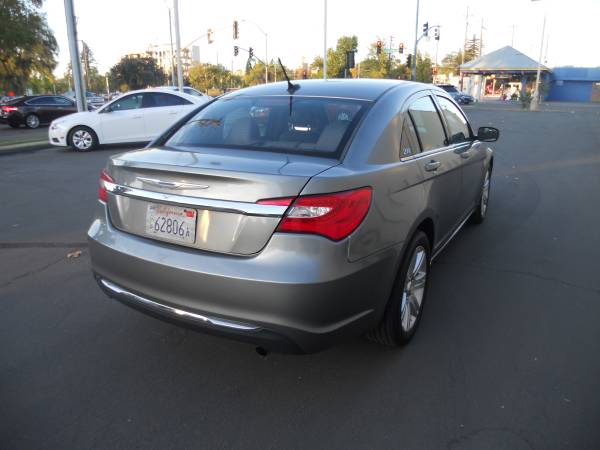 2012 CHRYSLER 200 LX LOW MILES 66K (ST LOUIS AUTO SALES) - cars &... for sale in Redding, CA – photo 4