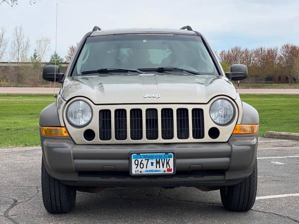 2006 JEEP LIBERTY SPORT 4WD V6 - - by dealer - vehicle for sale in Shakopee, MN – photo 4