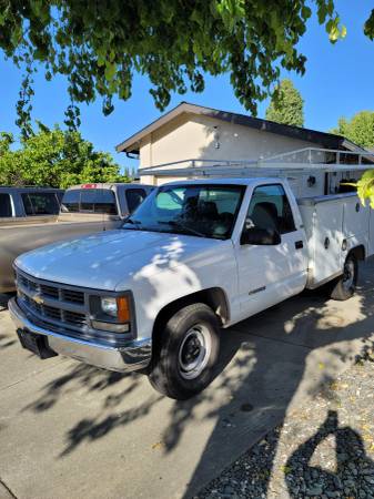 CHEVY 1996 UTILITY TRUCK 3500 GOOD CONDITION - - by for sale in Fremont, CA – photo 2