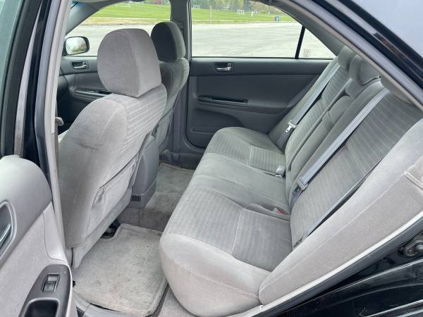 2005 Toyota Camry LE one owner for sale in Farmington, MI – photo 6