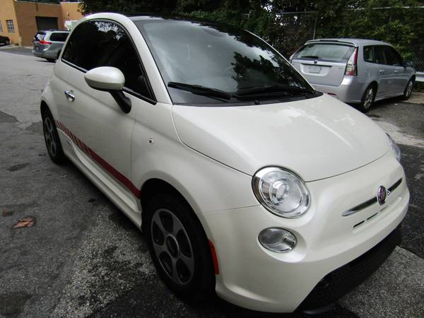 2015 Fiat 500e, Panorama Roof, Like New for sale in Yonkers, NY – photo 18
