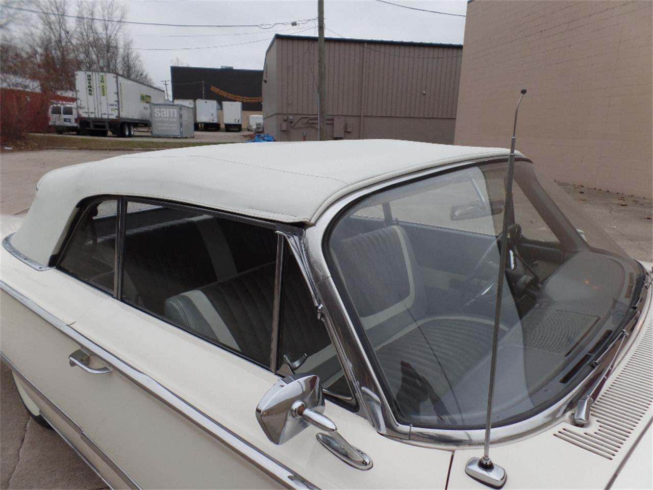 1960 Ford Sunliner for sale in Clinton Township, MI – photo 14
