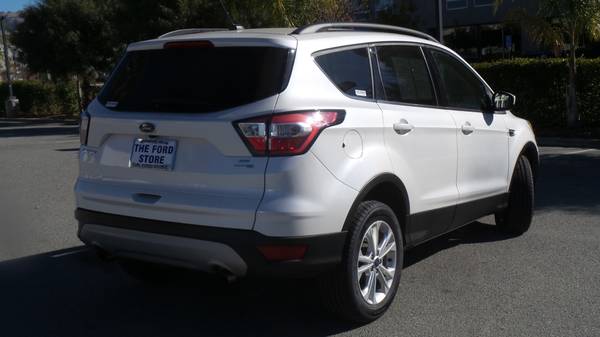 2018 Ford Escape SE! AWD/Reverse Cam/Bluetooth! Only 43k Miles! -... for sale in Morgan Hill, CA – photo 7