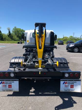 2020 Isuzu NPR HD Gas Palfinger Hooklift with 15yd box - cars & for sale in Capitol Heights, District Of Columbia – photo 10