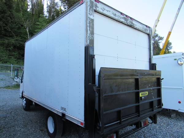2006 Izuzu NPR 14ft Box Truck w/Lift Gate 19, 999 for sale in Pacific, WA – photo 2