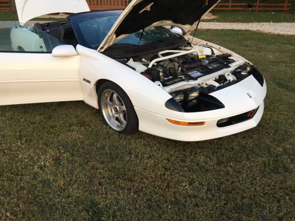 1995 Chevrolet Camaro z28 convertible - cars & trucks - by owner -... for sale in Springfield, IL – photo 16
