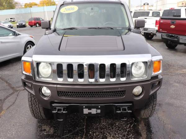 2006 HUMMER H3 4dr 4WD SUV - cars & trucks - by dealer - vehicle... for sale in Marion, IN – photo 23