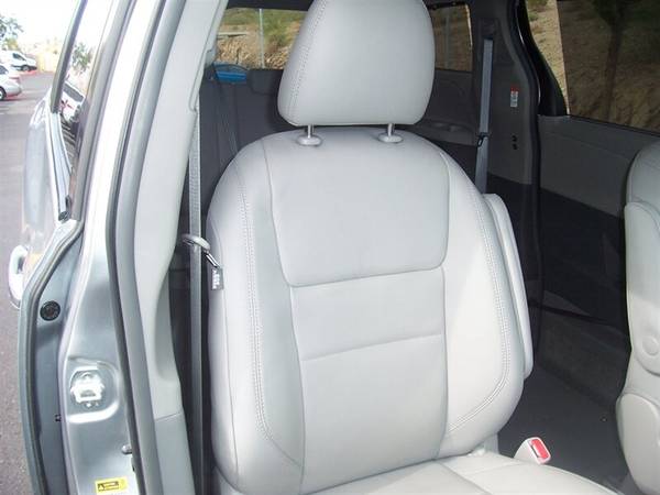 2015 Toyota Sienna XLE Wheelchair Handicap Mobility Van - cars & for sale in Other, OH – photo 8