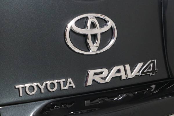 2010 TOYOTA RAV4 SUV SUPER LOW MILES GREAT CONDITION EXCELLENT... for sale in Westfield, IN – photo 4