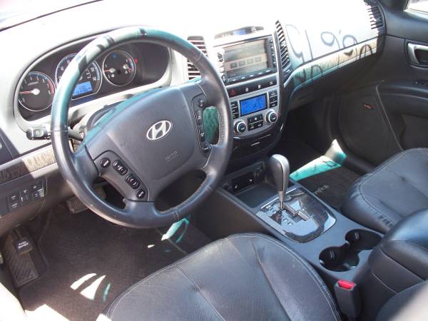 2009 Hyundai Santa Fe - cars & trucks - by dealer - vehicle... for sale in Delta, CO – photo 3