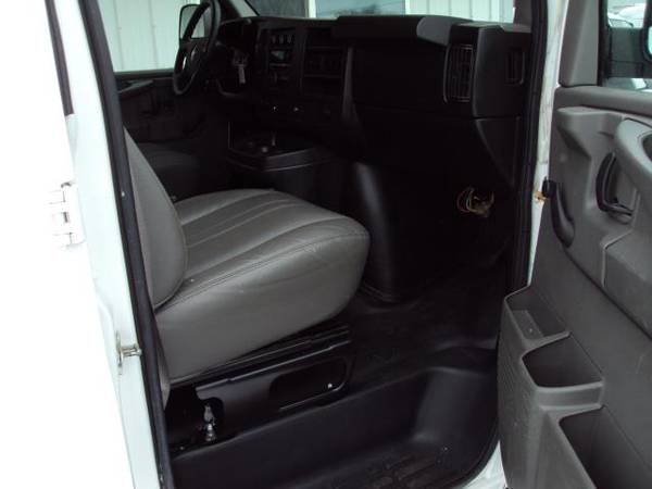 2011 Chevrolet Express Passenger 2500 135 1LS 4X4 QUIGLEY 12... for sale in Waite Park, MN – photo 10