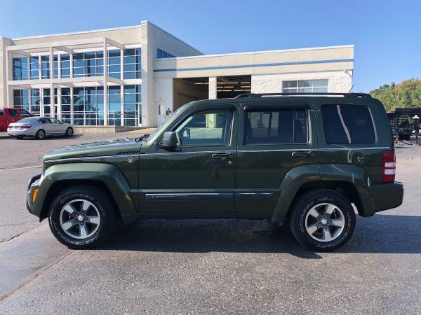 Dependable! 2008 Jeep Liberty Sport! 4x4! Nice SUV! for sale in Ortonville, OH – photo 2