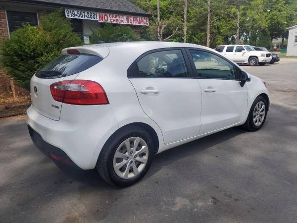 2013 Kia Rio 5-Door EX 4dr Wagon - - by dealer for sale in Fuquay-Varina, NC – photo 6