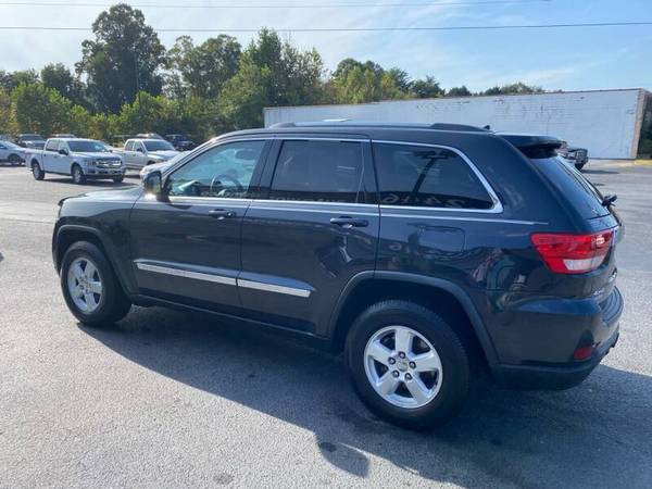 2013 JEEP GRAND CHEROKEE--LAREDO--4WD--128K MILES--BLUE - cars &... for sale in Lenoir, NC – photo 4