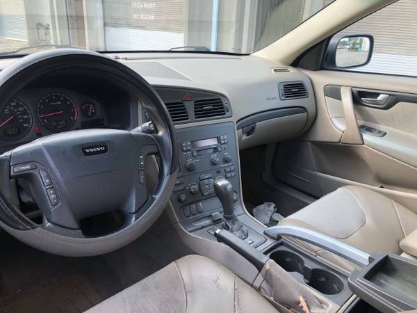 2001 Volvo V70 AWD-CORNER OF BANKS AND 15TH ST for sale in Margate, FL – photo 10