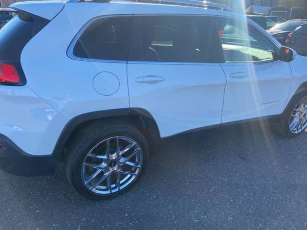 2016 Jeep Cherokee 4WD 4dr 83K Miles Cruise Loaded Up Nice Jeep -... for sale in Duluth, MN – photo 13