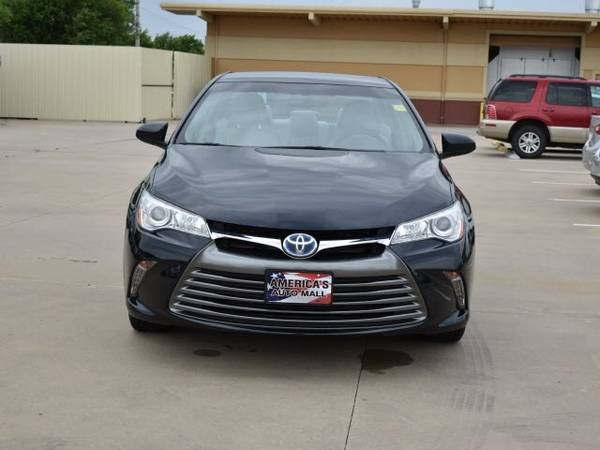 2017 Toyota Camry Hybrid Hybrid XLE - cars & trucks - by dealer -... for sale in Wichita, KS – photo 10