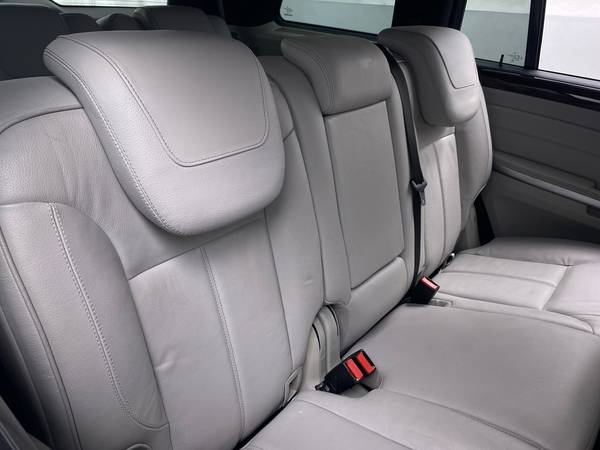 2012 Mercedes-Benz GL-Class GL 550 4MATIC Sport Utility 4D suv Gray... for sale in Fresh Meadows, NY – photo 18