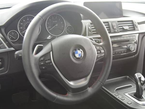 2016 BMW 3 Series 328i Sedan 4D sedan Off white - FINANCE ONLINE for sale in Detroit, MI – photo 2